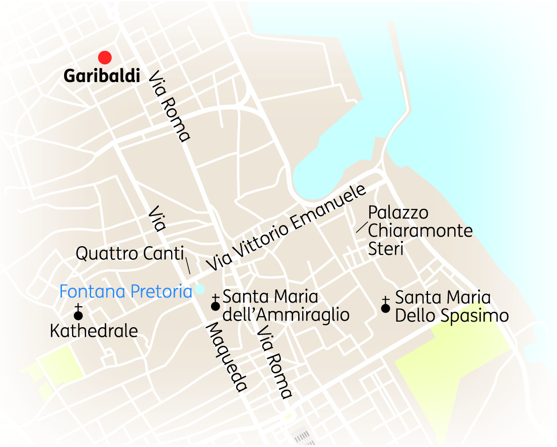 Karte von Palermo mit wichtigen Straßen und Sehenswürdigkeiten, einschließlich Garibaldi und Quattro Canti.